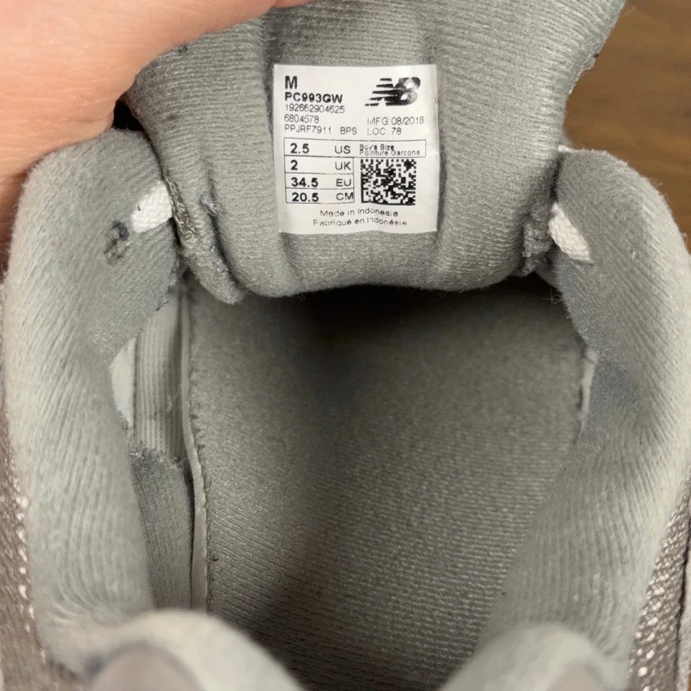 New Balance Sneakers Kids 2.5 Gray 993 Heritage Suede Mesh Running Shoes